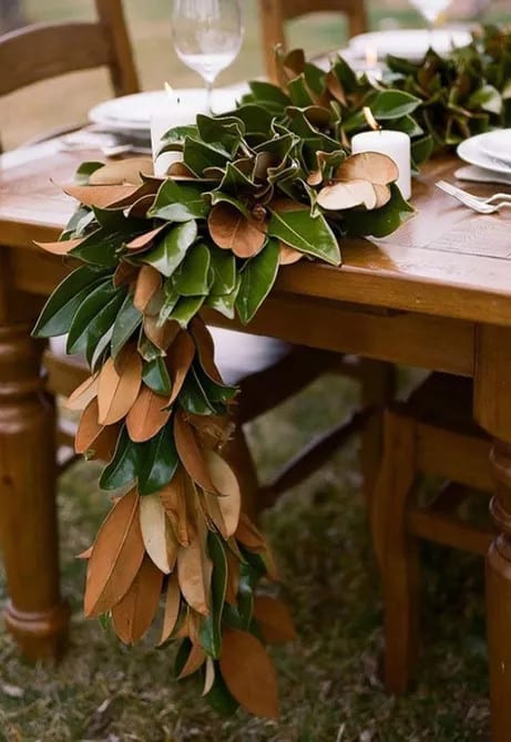 Magnolia koszoru kozepe eskuvo asztaldisz
